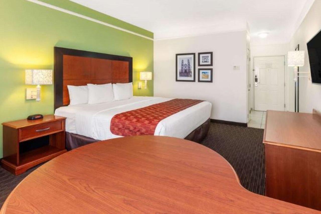 La Quinta By Wyndham Cd Juarez Near Us Consulate Hotell Eksteriør bilde